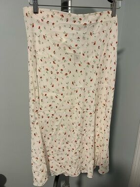 H&M Cream Midi Skirt with Red Floral Print